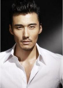 娱乐圈出柜男星,娱乐圈出柜男星的蜕变之路